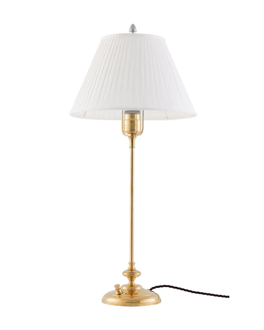 Karlskrona Lampfabrik Bordslampor|Bordslampor I Mässing|Bordslampa - Moberg 65 cm mässing, vit skärm
