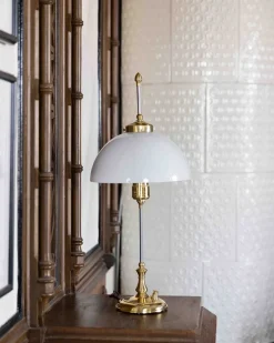 Karlskrona Lampfabrik Bordslampor|Bordslampor I Mässing|Bordslampa - Swedenborg mässing, vit skärm