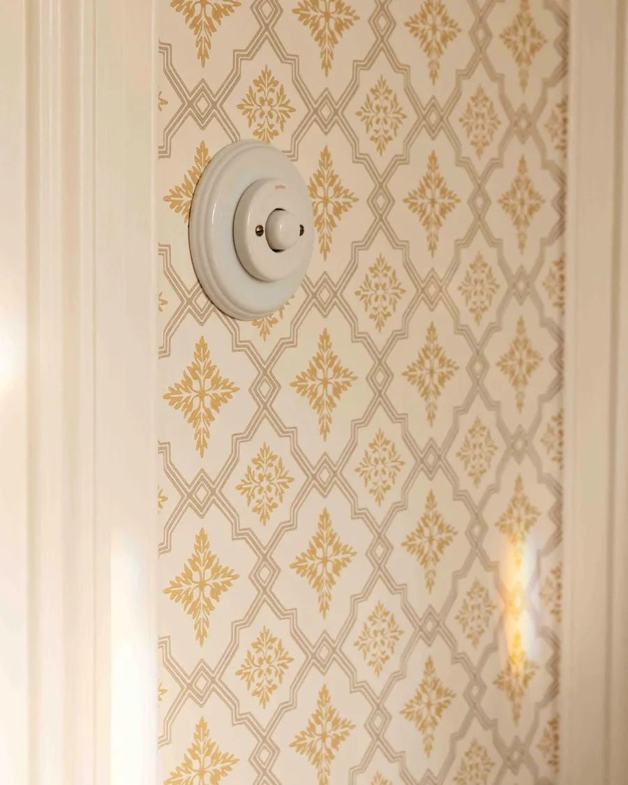 Fontini S.A. Strömbrytare Med Dimmer|Vridströmbrytare|Dimmer LED 4-100W universal vitt porslin - Fontini infällt