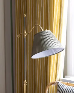 Karlskrona Lampfabrik Golvlampor I Mässing|Golvlampa - Gullberg mässing, olivgrön skärm