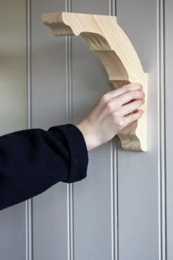 Nordingrå Trä AB Hatthyllor|Krokar|Hatthylla - D1 furu, 115 cm