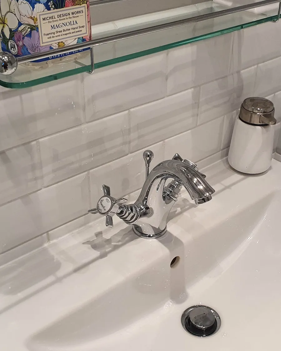 Badex AB Tvättställ|Tvättställsblandare I Krom|Tvättställsblandare - Princeton II krom