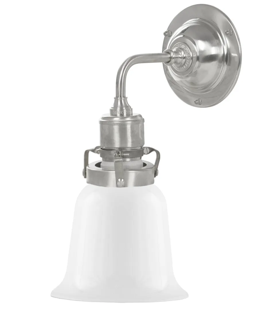 Karlskrona Lampfabrik Vägglampor I Nickel|Vägglampor Med Glaskupa|Vägglampa - Lillienstedt nickel, opalvit klocka