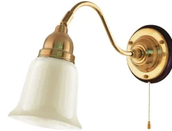 Karlskrona Lampfabrik Vägglampor Med Glaskupa|Vägglampor I Mässing|Vägglampa - Runeberg mässing, benvit klocka