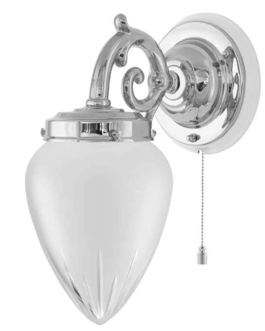 Karlskrona Lampfabrik Vägglampor I Nickel|Vägglampor Med Glaskupa|Vägglampa - Topelius nickel, slipat mattglas