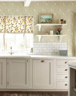 Sanderson Design Group Brands Ltd Mönstrade Tapeter|Blommiga Tapeter|William Morris & Co. Tapet - Apple bay leaf