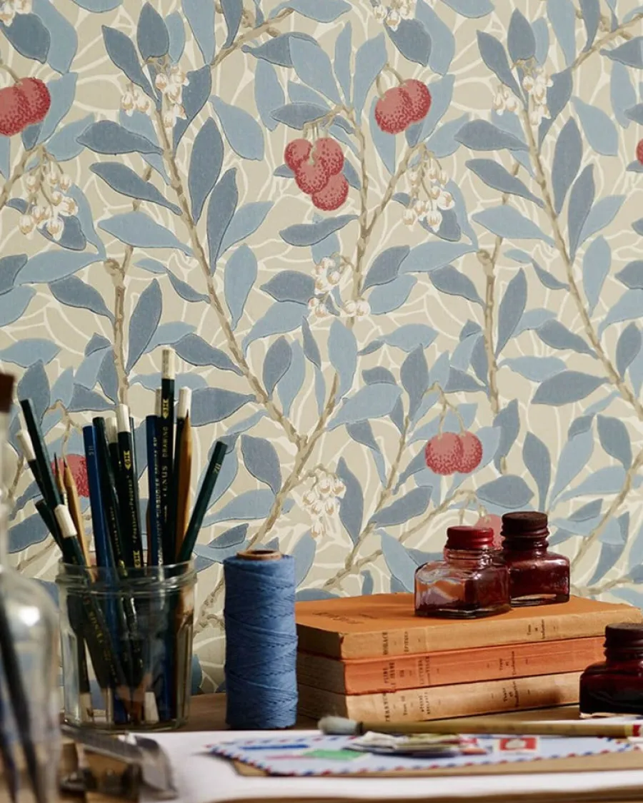 Sanderson Design Group Brands Ltd Mönstrade Tapeter|Blommiga Tapeter|William Morris & Co. Tapet - Arbutus Blue/Pink