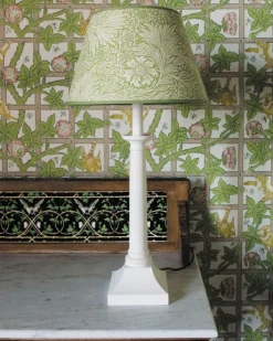 Sanderson Design Group Brands Ltd Mönstrade Tapeter|Blommiga Tapeter|William Morris & Co. Tapet - Trellis summer yellow